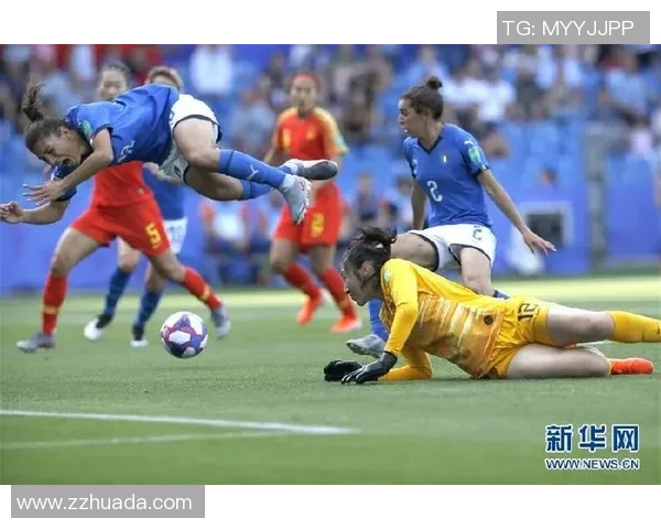 意大利女队与俄罗斯女队的精彩对决展现足球魅力与团队精神